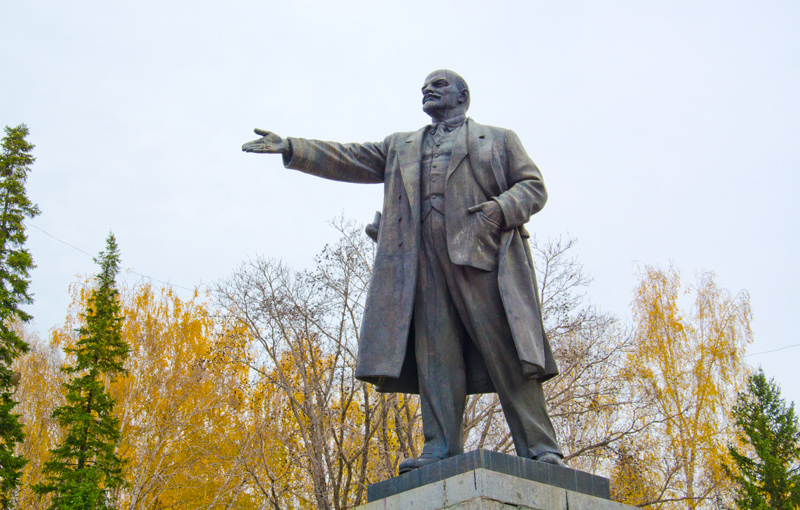 lenin-v-gorno-altajske05.jpg