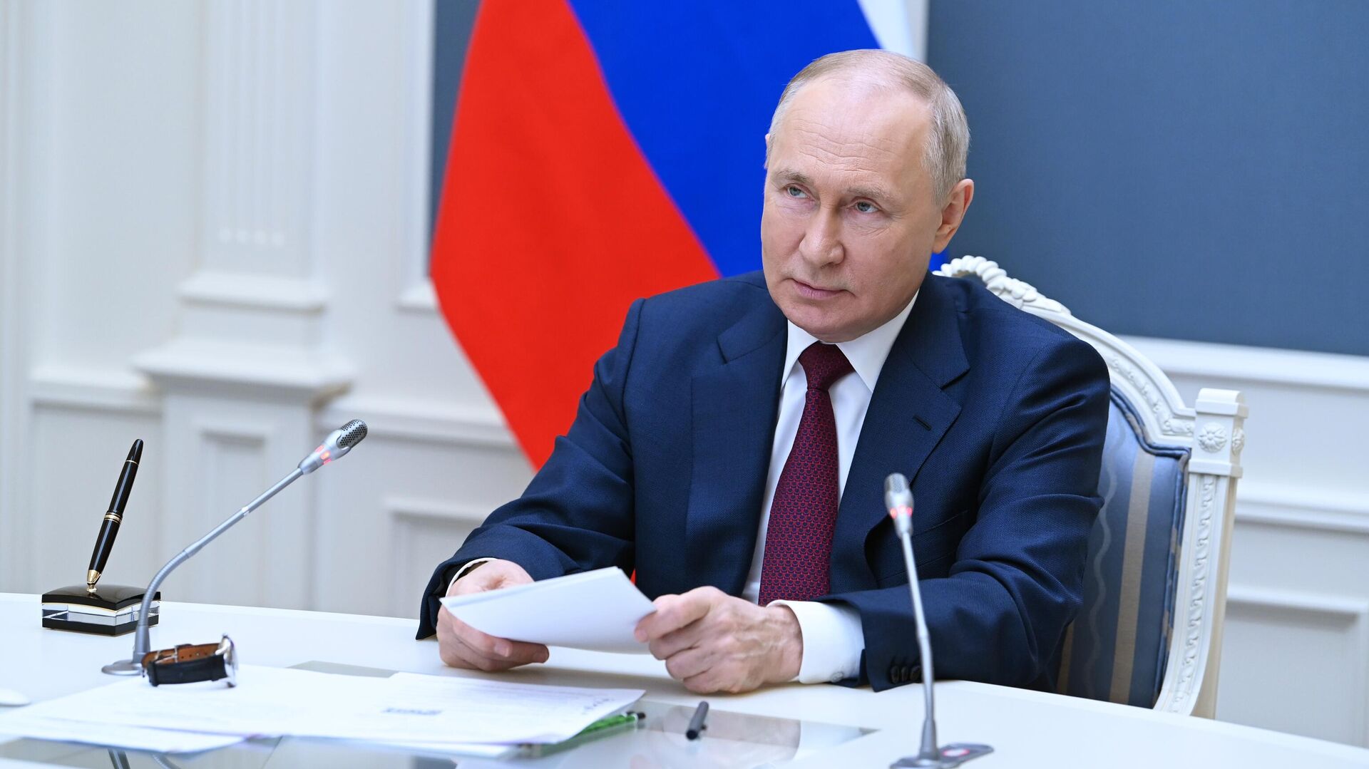 Запад может пойти на диверсии из-за бесполезности санкций, заявил Путин -  РИА Новости, 01.11.2023