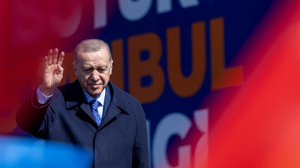 Эрдоган признал поражение своей партии на муниципальных выборах в Турции —  31.03.2024 — В мире на РЕН ТВ