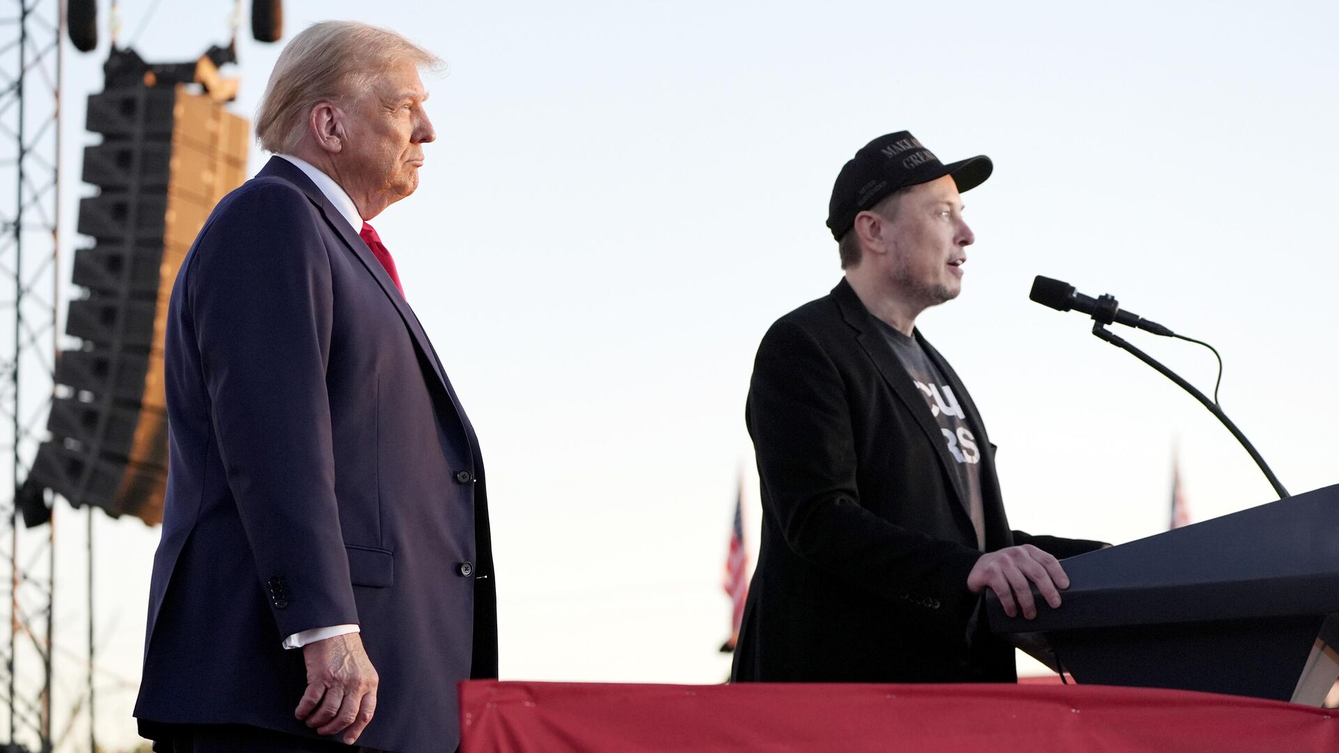 Маск просил Трампа пересмотреть новые пошлины, пишет Washington Post - РИА  Новости, 08.04.2025