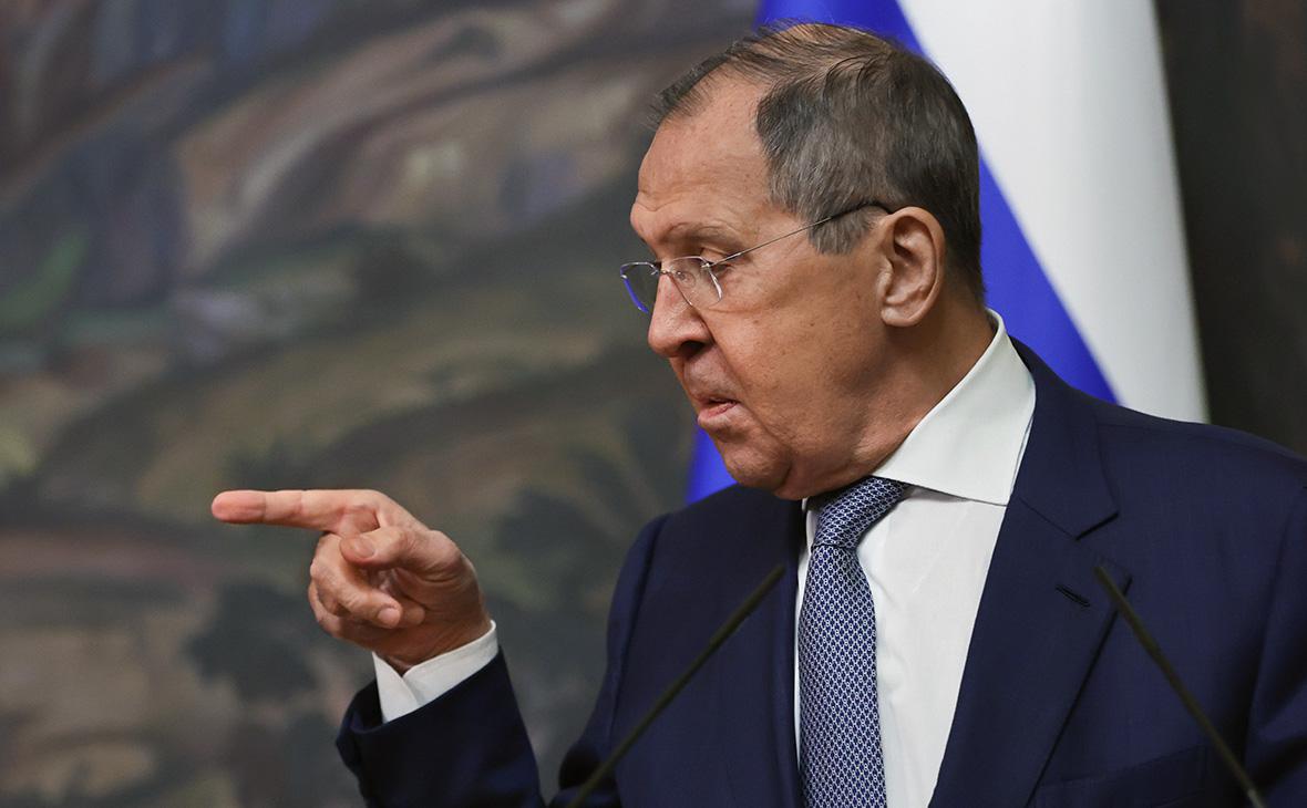 Лавров заявил о развязывании США войны против России руками Украины — РБК