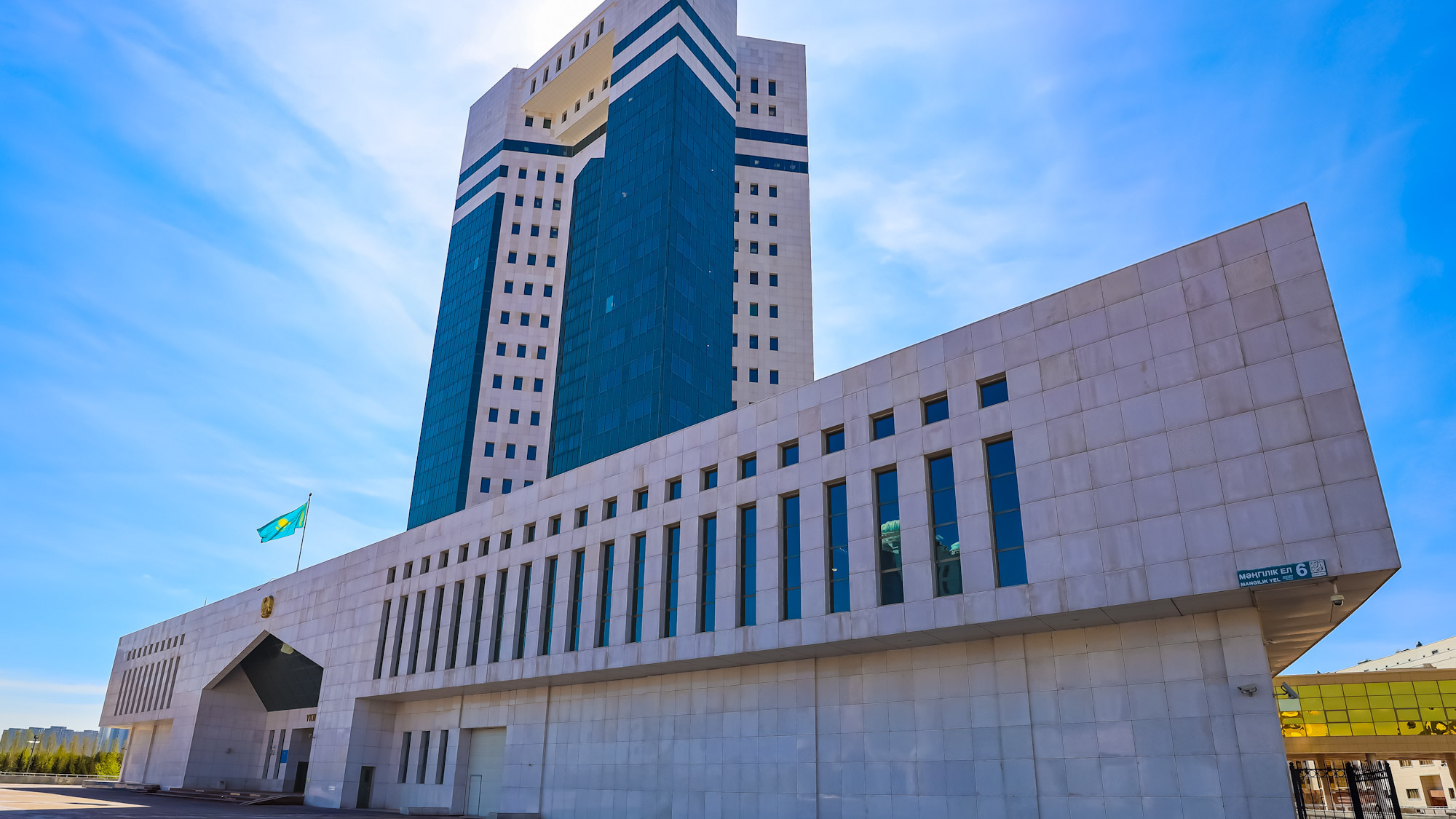 1756095515988868.jpg 1756095515988868.jpg