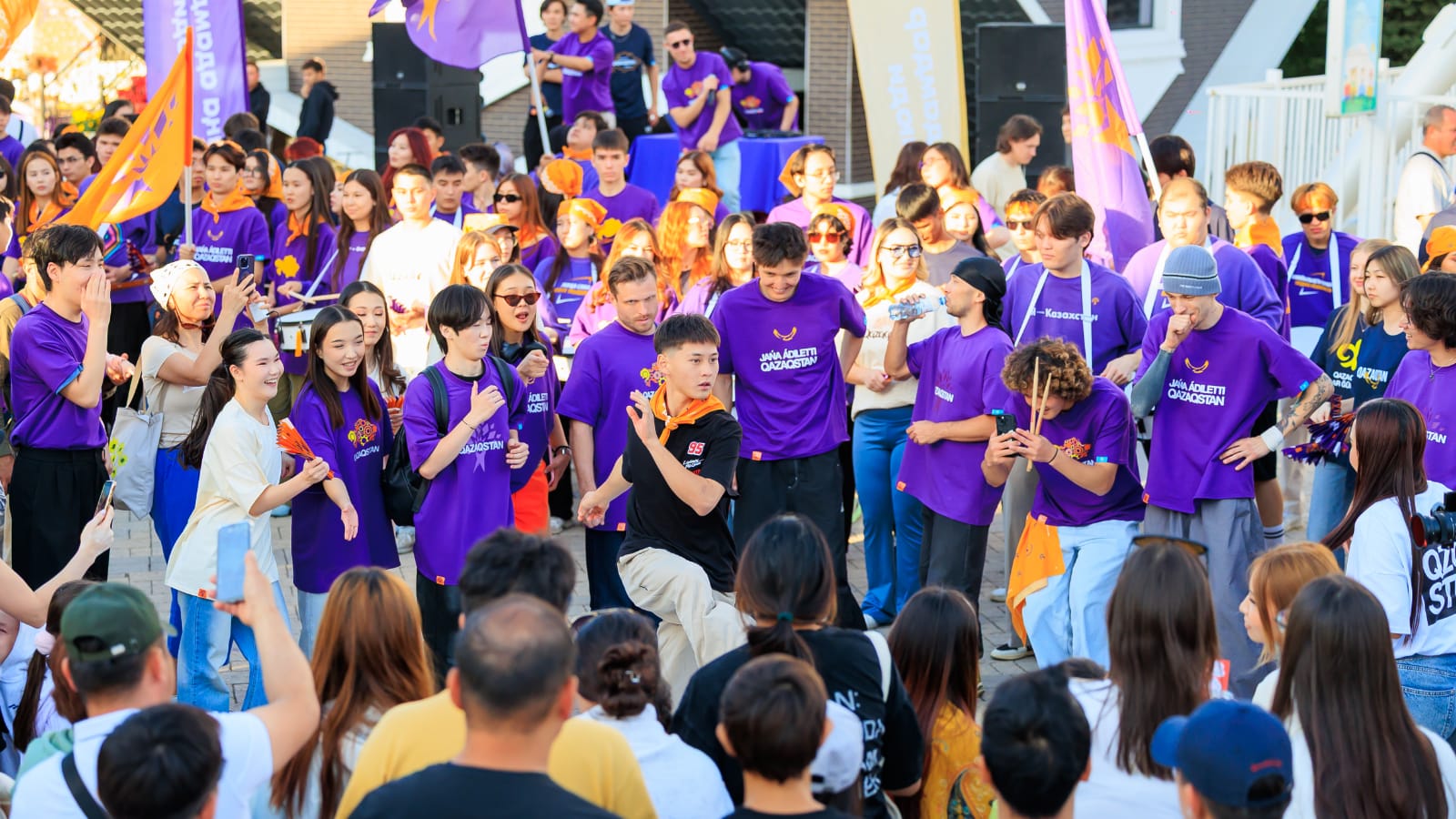 1756737253868866.jpg 1756737253868866.jpg